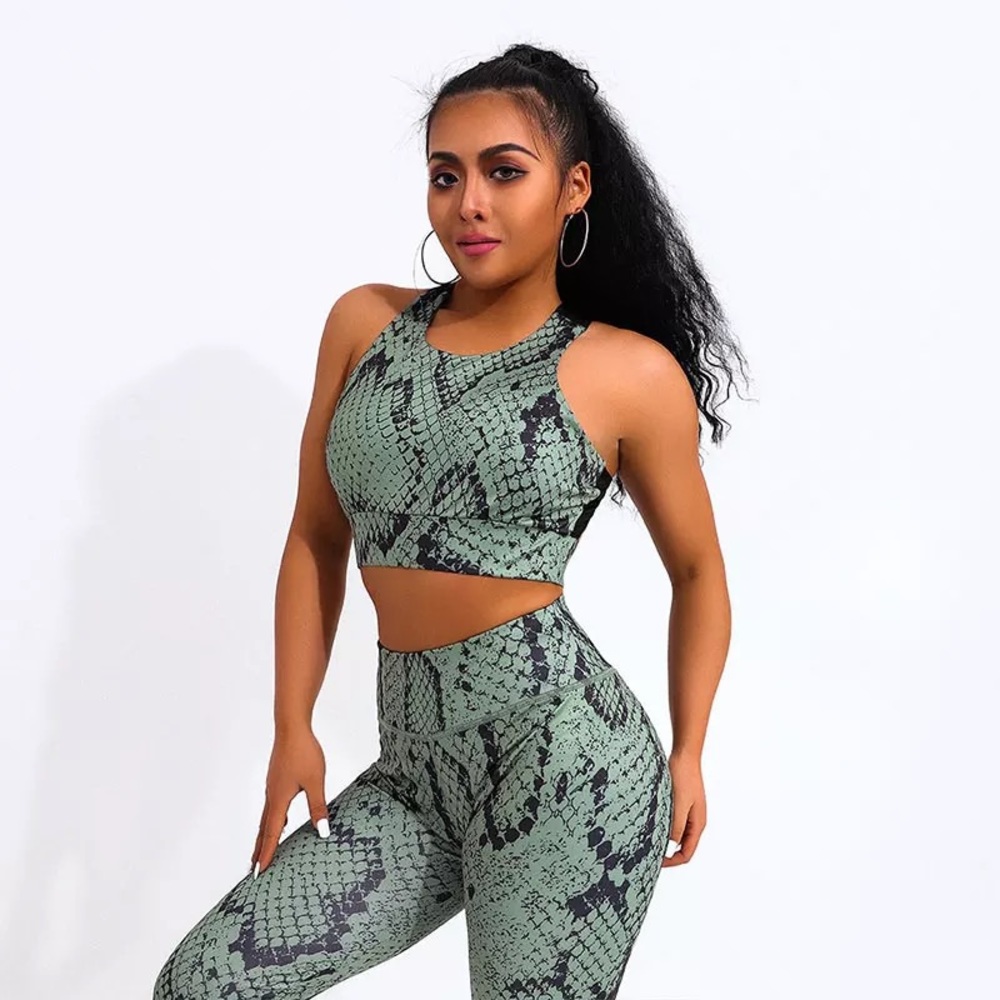 Snake Sports Bra and Leggings Pushup Trendy Yoga
